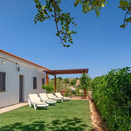 Casa Esmeralda - Vineyard View Villa *